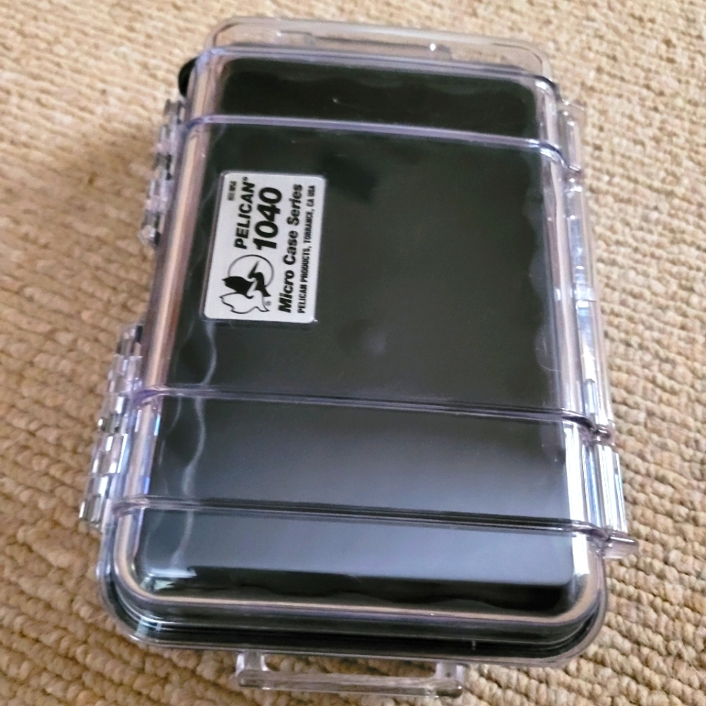 Pelican 1040 Micro Case Series Waterproof phone protection